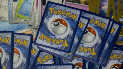 Kryptodieb investiert Millionen in Pokémon-Karten