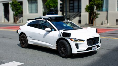 Waymo startet Robotaxi-Testlauf in London