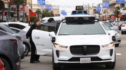 Kalifornien erlaubt Knöllchen für Robotaxis