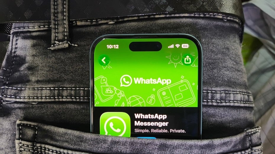 Green Dot in WhatsApp: New Contact Indicators