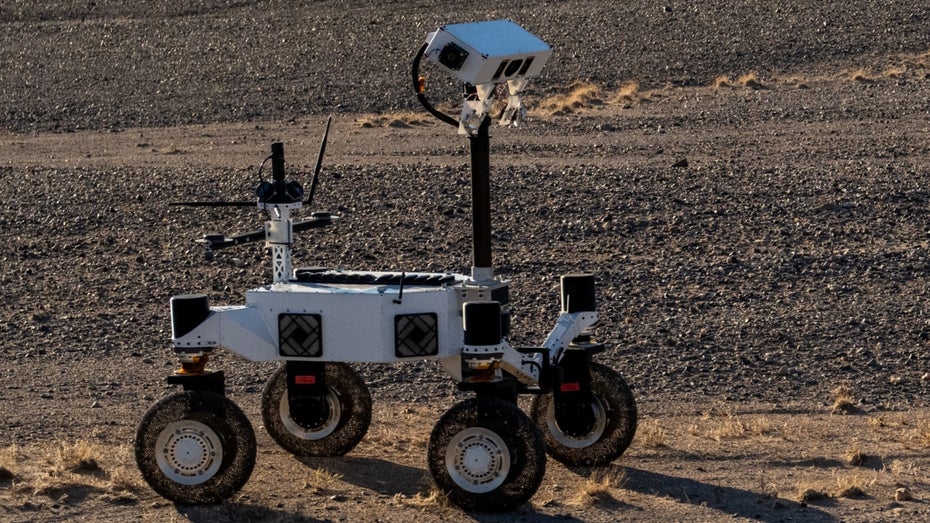 NASA presents new Mars rover "Ernest"