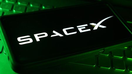 SpaceX preia instrumentul de inteligență artificială Cursor pentru 60 de miliarde de dolari