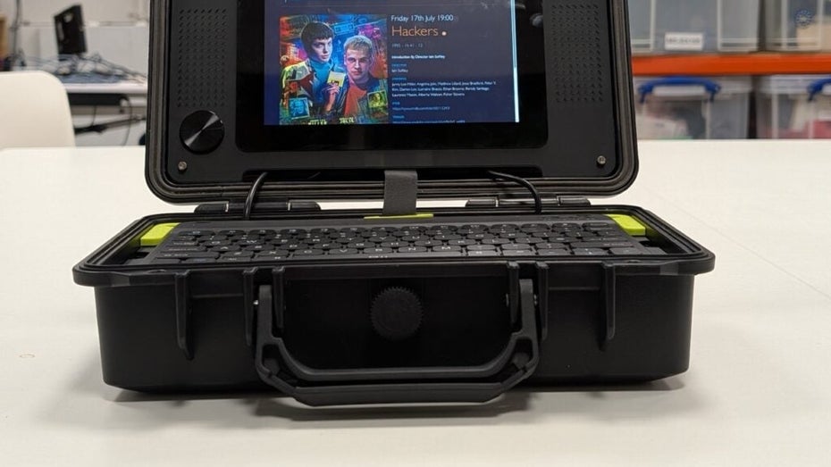 Raspberry Pi releases guide for Cyberdecks