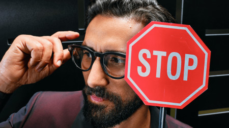 Diritti contro le registrazioni video segrete con occhiali smart