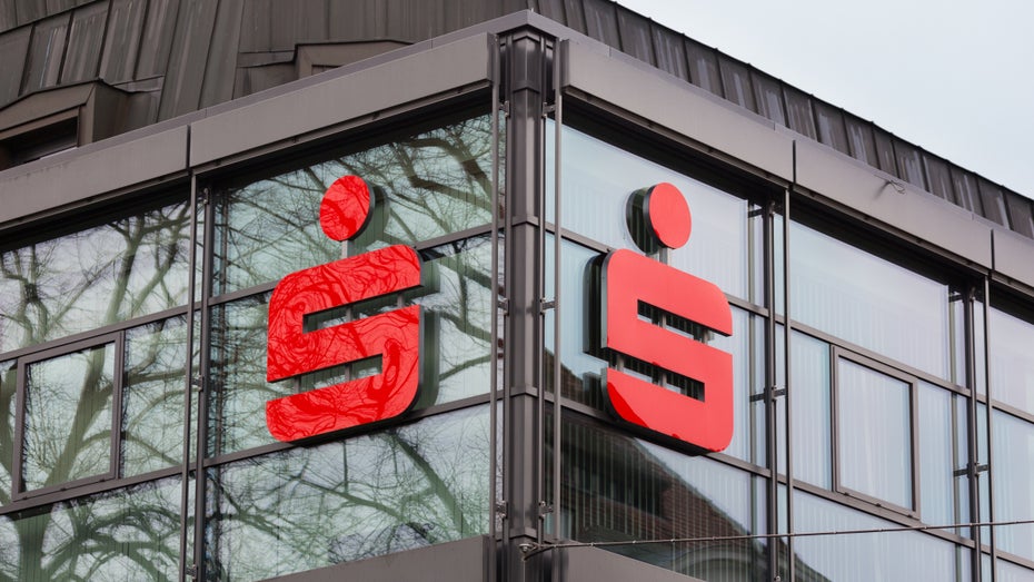 Brokerul Sparkassen S-Neo concurează cu Trade Republic