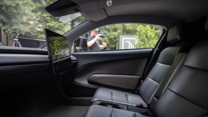 Tesla muss Cybercabs Verkehrssicherheit nachweisen